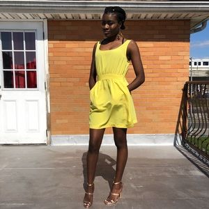 Forever 21 Tie-back Cutout Dress w/ pockets!